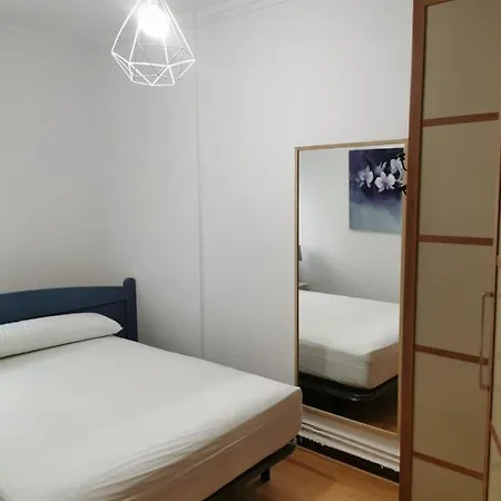 Apartamento Bajo Al Lado Del Ayuntamiento Santander Exterior foto